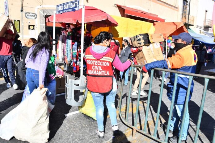 Apoya Tránsito Municipal y Protección Civil Actividades Comerciales por él “Día de Reyes” - AlternativaTlx