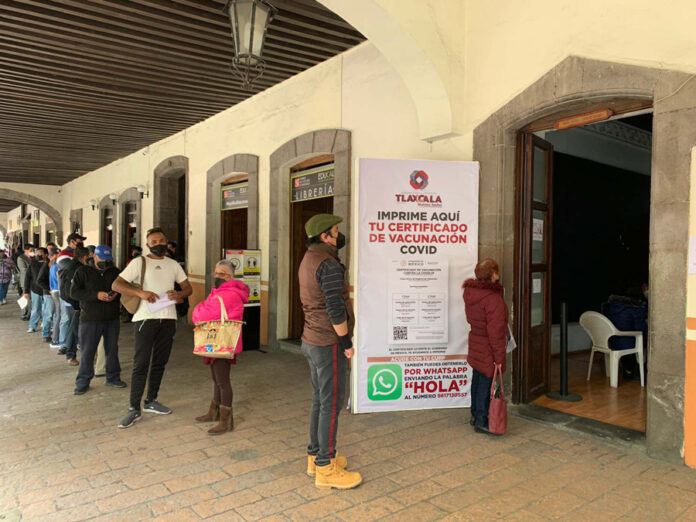 Más de 4 Mil Personas Acuden a Imprimir su Certificado de Vacunación COVID en la Capital - AlternativaTlx