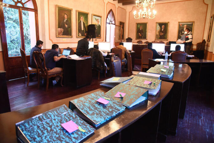 El gobierno municipal de Tlaxcala publicó los registros de 21 candidatos a la renovación de delegaciones municipales de las siete colonias que forman parte de la ciudad.