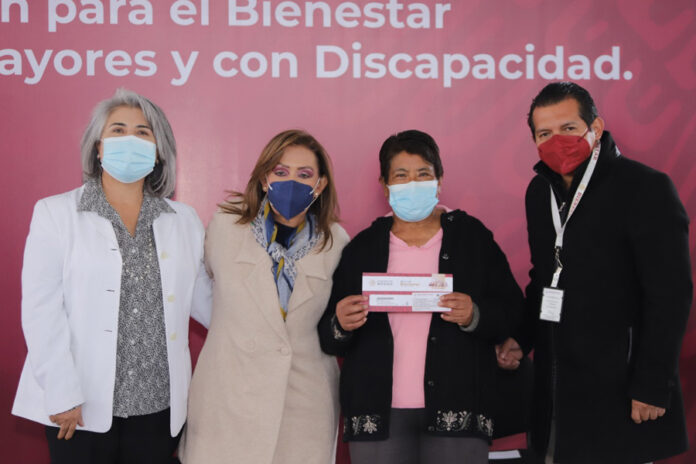 Presenció Lorena Cuéllar Entrega de Pensión para el Bienestar de las Personas Adultas Mayores y con Discapacidad en Yauhquemehcan - AlternativaTlx