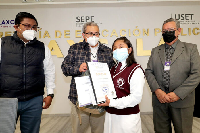SEPE Premió a Estudiantes del Concurso “La Juventud y la Mar” - AlternativaTlx