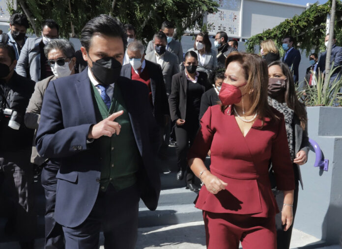 Zoé Robledo y la Gobernadora Lorena Cuéllar, Supervisan el Complejo de Atención Especializado en Salud y Bienestar - AlternativaTlx