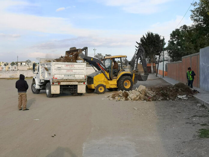 300 Alumnos del CAI Huamantla se Benefician con Acciones de Limpieza - AlternativaTlx