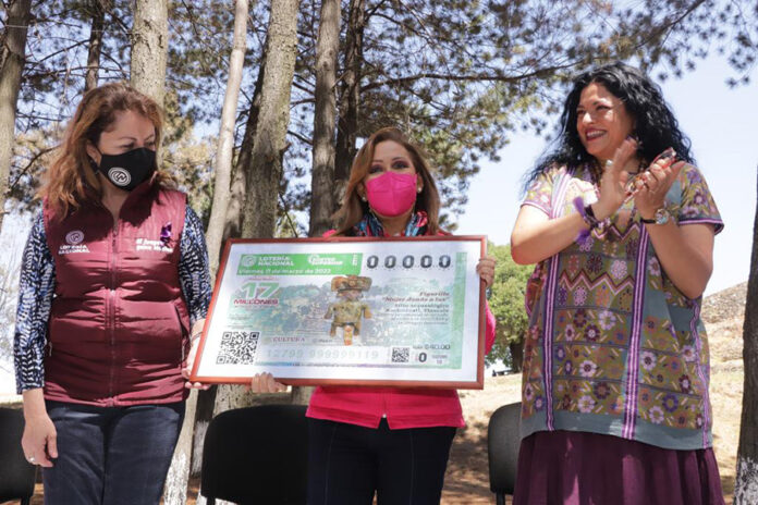 Develan Billete Conmemorativo del día Internacional de la Mujer en la Zona Arqueologica de Xochitécatl - AlternativaTlx Develan Billete Conmemorativo del día Internacional de la Mujer en la Zona Arqueologica de Xochitécatl - AlternativaTlx