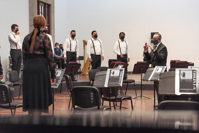 El Ensamble Escénico Vocal Busca Dos Jóvenes Cantantes para que se Sumen a su Trabajo Artístico e Interdisciplinario - AlternativaTlx
