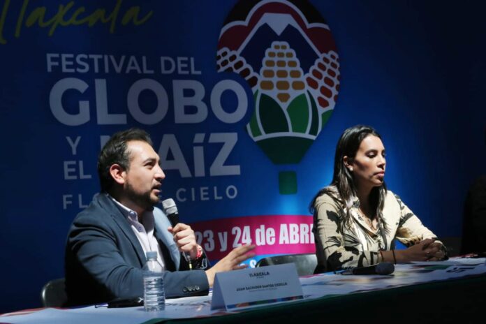Asiste Salvador Santos a Presentación del Festival del “Globo y el Maíz Flor de Cielo”