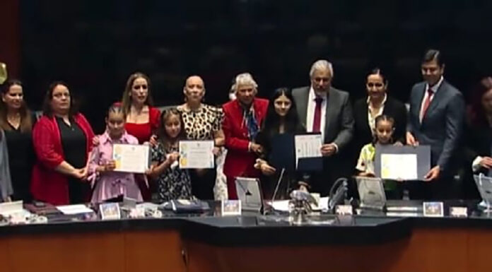 Participó Niña Impulsora de Tlaxcala en Sesión Solemne del Senado de la República - AlternativaTlx Participó Niña Impulsora de Tlaxcala en Sesión Solemne del Senado de la República - AlternativaTlx