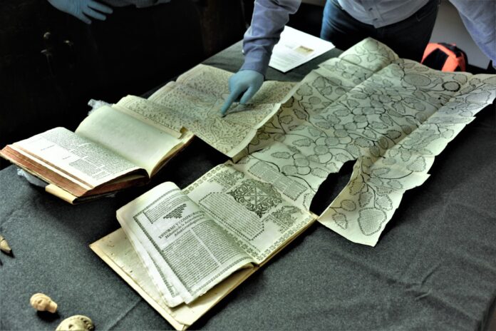 Repatrian Par de Libros Sustraídos en la Intervención Estadounidense en Ciudad de México y Piezas Precolombinas de Culturas Mesoamericanas