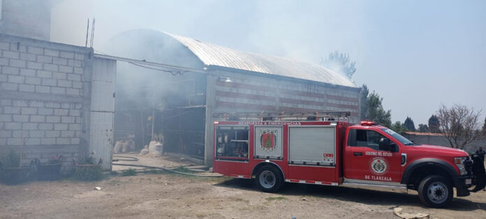 Atiende Bomberos de la SSC Llamado de Emergencia del 911 - AlternativaTlx