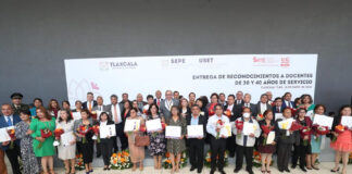 Entregó Sepe Reconocimientos a Docentes con 30 y 40 Años de Servicio de la Sección 55 del Snte - AlternativaTlx