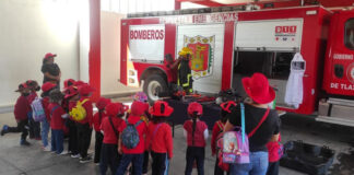 Realiza Bomberos Demostración a Alumnos de Preescolar - AlternativaTlx