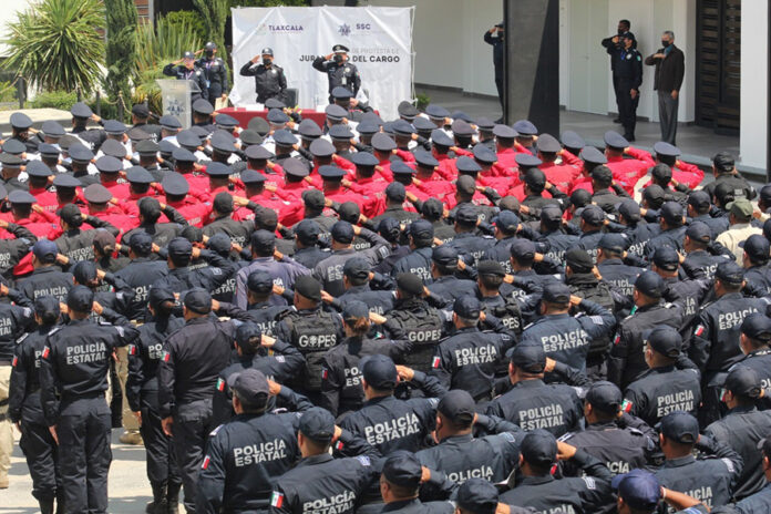 Se Realiza Protocolo de Toma de Protesta a los Servidores Públicos de la SSC - AlternativaTlx