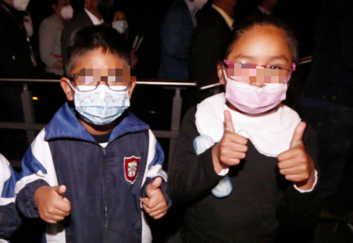 Estudiantes de Nivel Primaria Reciben Lentes Gratuitos del Programa “Contigo Para Ver, Aprender Y Avanzar” - AlternativaTlx