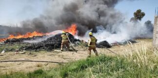 H. Cuerpo de Bomberos Sofoca Incendio en Terreno Baldío