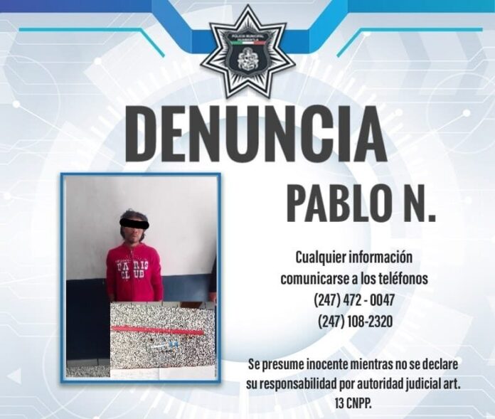 Policía Municipal de Huamantla Asegura a Sujeto con Armas Punzocortantes