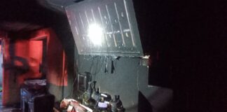 Bomberos Atienden Incendio en Casa-Habitación