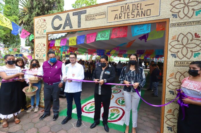 SEO title preview: Premia CAT a Ganadores del 31 Concurso de Arte Popular Tlaxcala 2022 en el Marco del Día del Artesano - AlternativaTlx