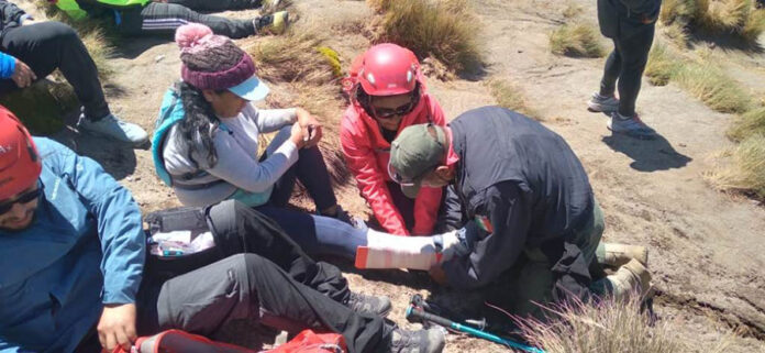 Policía de Montaña Auxilia a Visitantes en la Malinche - AlternativaTlx