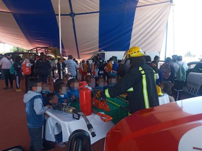 Cumpliendo con el compromiso de velar por la seguridad de los habitantes del estado, a través de la prevención, combate y extinción de incendios