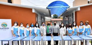 Entrega SMDIF Huamantla Plántulas a Instituciones Educativas en la Comunidad de Ignacio Zaragoza