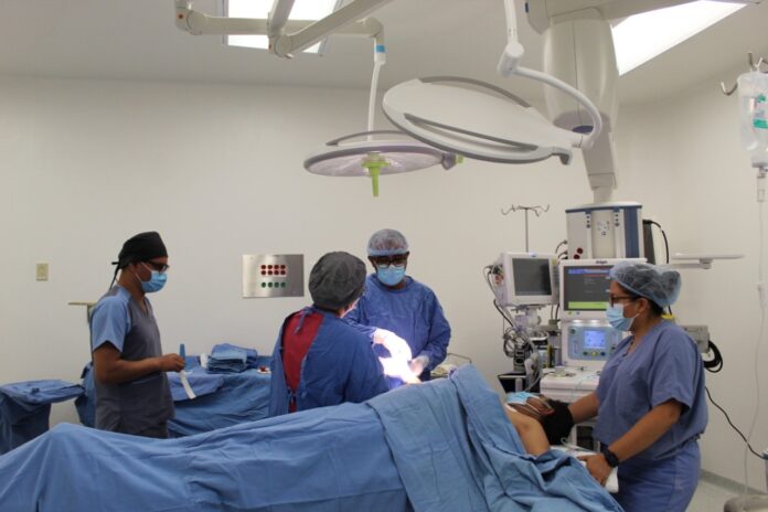 Reciben Tlaxcaltecas Primeras Cirugías de Mínima Invasión en Beneficio de la Salud
