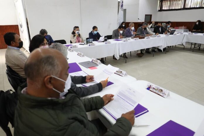 Se Reúne Equipo Técnico Estatal de Educación de la SEPE-USET