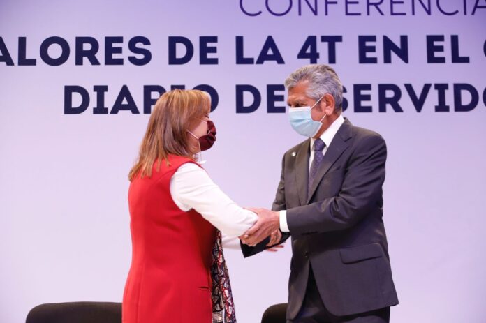 Llama Gobernadora Lorena Cuéllar a Funcionarios Estatales a Desempeñarse Bajo los Principios de la 4T