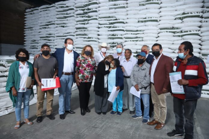 Entregan Gobierno del Estado y Sader Apoyos del Programa Fertilizantes para el Bienestar en Huamantla