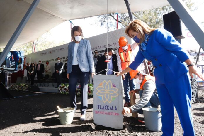 Colocó Gobernadora Lorena Cuéllar Primera Piedra para la Construcción Del C5I