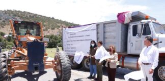 Gobernadora Lorena Cuéllar Dio Banderazo de Inicio a la Rehabilitación de Carreteras en Tlaxco