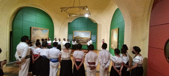 Participó Coro Escolar Otomí de Ixtenco en 1er Congreso Internacional de Coros Infantiles en Lenguas Indígenas