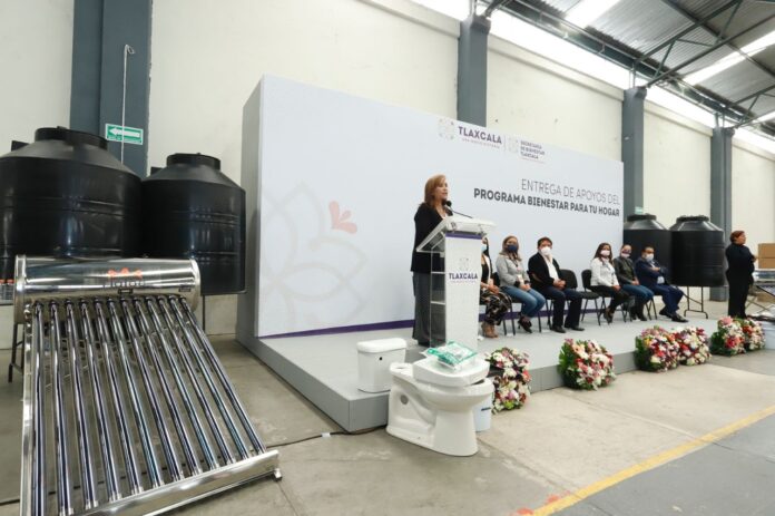 Entregó Gobernadora Lorena Cuéllar Apoyos del Programa “Bienestar para tu Hogar” en Totolac