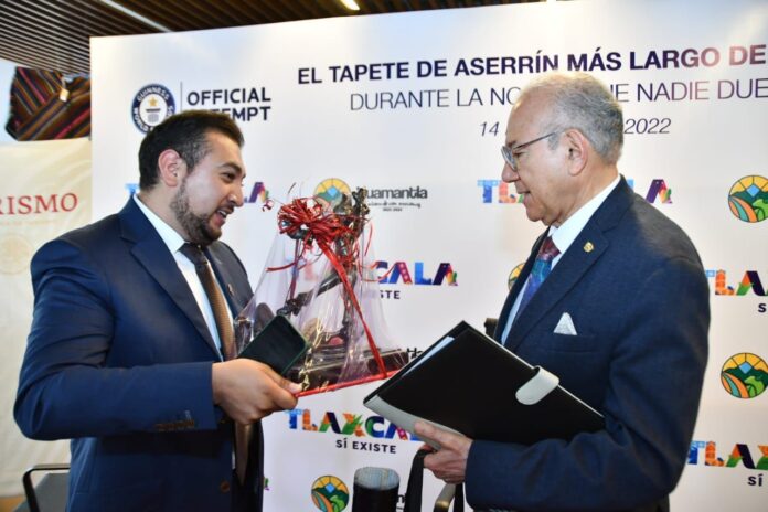 Se Prepara Huamantla para Romper el Récord Guinness con el Tapete de Aserrín más Largo del Mundo