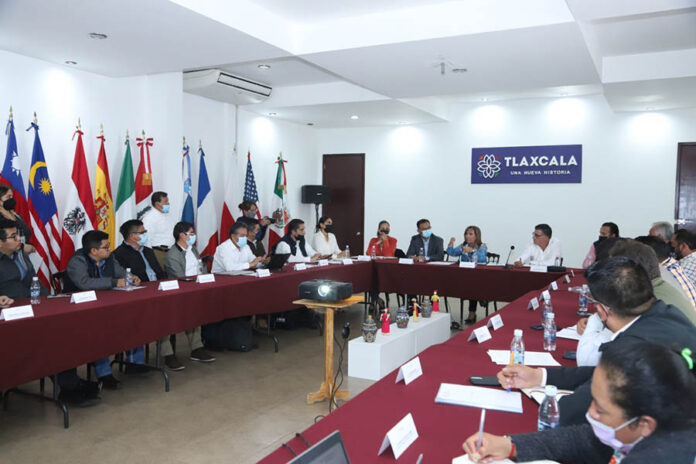 Gobierno del Estado y CFE Suman Esfuerzos para que Todos los Tlaxcaltecas Cuenten con Electricidad