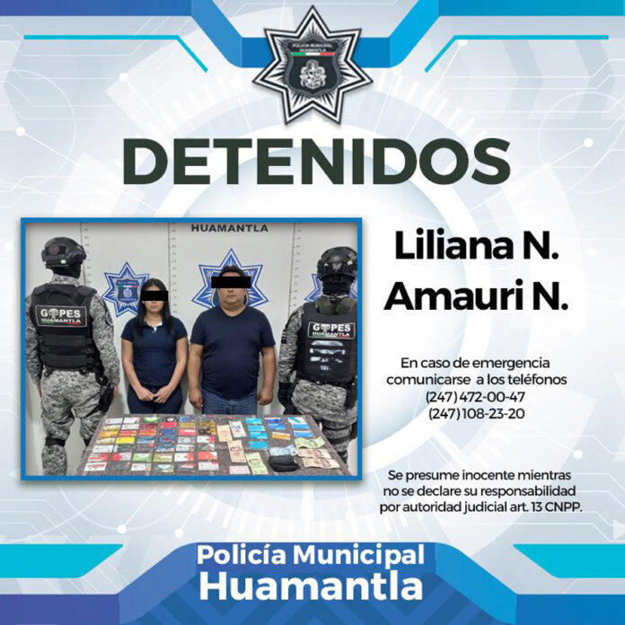 ¡Les Cancelan su Crédito! Policía Municipal de Huamantla Detiene a Estafadores con más de 30 Tarjetas - AlternativaTlx ¡Les Cancelan su Crédito! Policía Municipal de Huamantla Detiene a Estafadores con más de 30 Tarjetas - AlternativaTlx