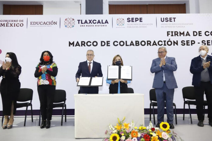 Firman Convenio Gobiernos Federal y Estatal para Fortalecer la Educación - AlternativaTlx Firman Convenio Gobiernos Federal y Estatal para Fortalecer la Educación - AlternativaTlx