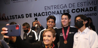 Gobierno Estatal Otorgó Estímulos Económicos a Medallistas Nacionales CONADE 2022 - AlternativaTlx