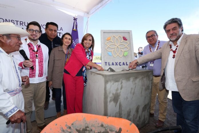 Colocó Gobernadora Lorena Cuéllar Primera Piedra de la UIT en Ixtenco - AlternativaTlx