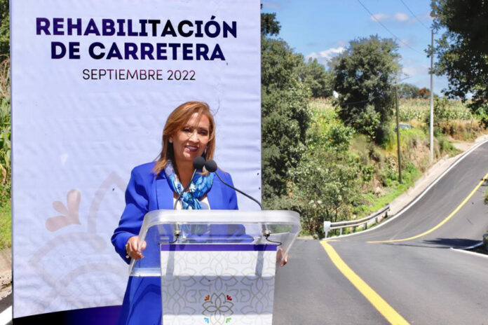 Destinó Gobernadora Lorena Cuéllar más de 131 MDP en Rehabilitación Carretera de Papalotla - AlternativaTlx Destinó Gobernadora Lorena Cuéllar más de 13.1 MDP en Rehabilitación Carretera de Papalotla - AlternativaTlx