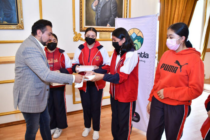 Impulsa Santos Cedillo Desarrollo Académico de Estudiantes de Secundaria - AlternativaTlx Impulsa Santos Cedillo Desarrollo Académico de Estudiantes de Secundaria - AlternativaTlx