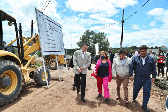 Supervisó Gobernadora Lorena Cuéllar Avances de Obras Carreteras en Xaltocan - AlternativaTlx