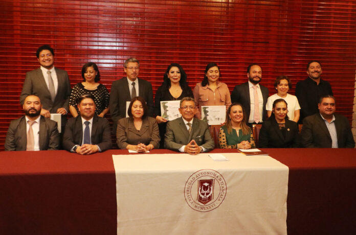 Culminan Estudios de Doctorado en Ciencias Sociales en la UATx - AlternativaTlx
