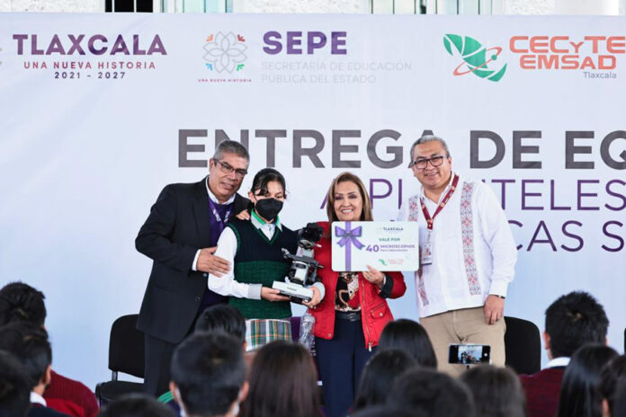 Dotó Gobernadora Lorena Cuéllar de Becas y Equipamiento a Planteles del CECYTE-EMSAD - AlternativaTlx Dotó Gobernadora Lorena Cuéllar de Becas y Equipamiento a Planteles del CECYTE-EMSAD - AlternativaTlx