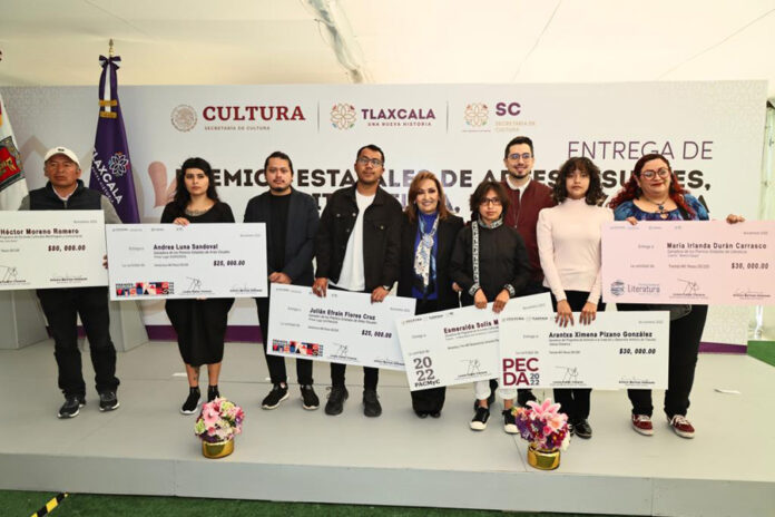 Entregó Gobernadora Estímulos a Ganadores de PACMYC, PECDA y Premios Estatales de Artes Visuales y Literatura - AlternativaTlx Entregó Gobernadora Estímulos a Ganadores de PACMYC, PECDA y Premios Estatales de Artes Visuales y Literatura - AlternativaTlx