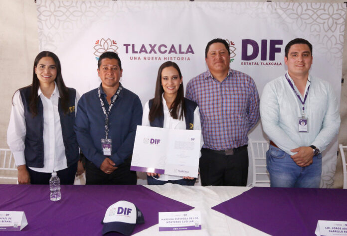 Firman Convenio de Colaboración SEDIF y Granja Ebenezer para la Inclusión Laboral - AlternativaTlx