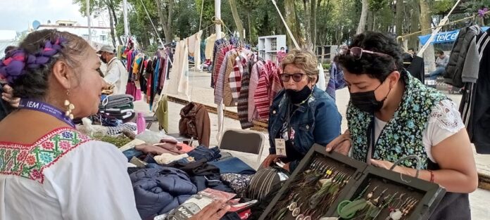 Inaugura IEM Expo Venta “Juntas Escribiendo una Nueva Historia” - AlternativaTlx