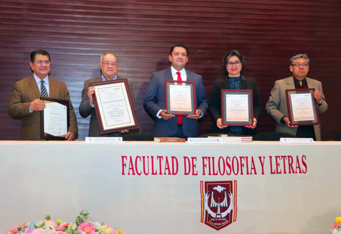 Reacreadita UATx Licenciaturas de la Facultad de Filosofía y Letras - AlternativaTlx