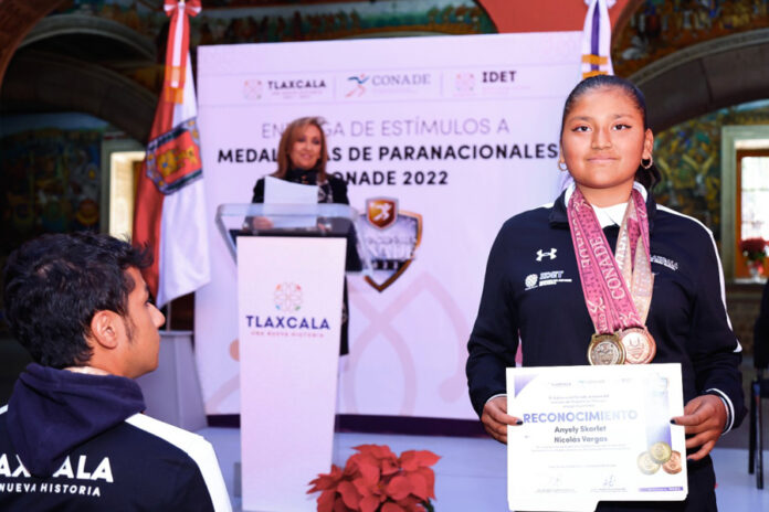 Reconoció Gobernadora Lorena Cuéllar Esfuerzo y Dedicación de Medallistas de Paranacionales CONADE 2022 - AlternativaTlx