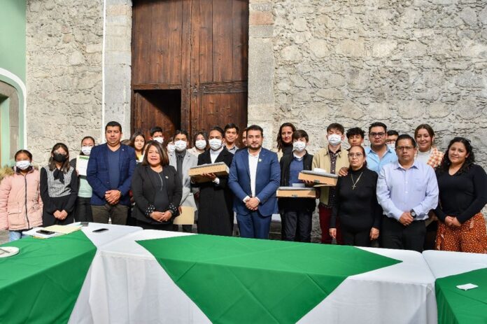 Ustedes Representan el Cabildo más Grande de Latinoamérica: Salvador Santos Cedillo - AlternativaTlx Ustedes Representan el Cabildo más Grande de Latinoamérica: Salvador Santos Cedillo - AlternativaTlx