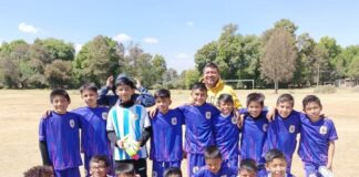 Equipo Varonil de la Primaria Vicente Guerrero de Panotla Campeón Estatal de Fútbol - AlternativaTlx